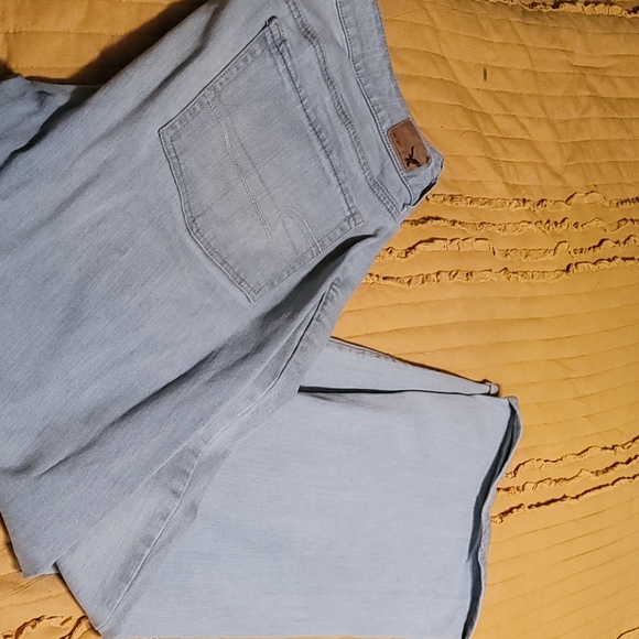 American eagle - Picture 2 of 3